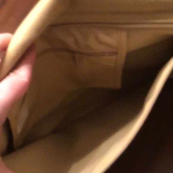 Vintage tan canvas clutch w bow - Picture 6 of 6